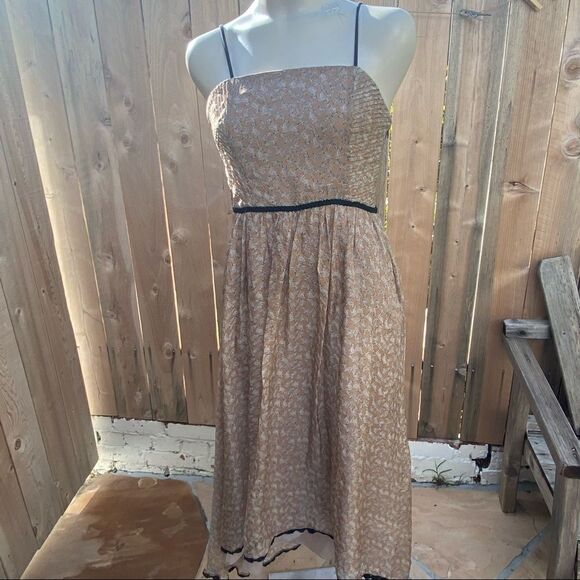 Line & dot printed midi dress size medium - Picture 1 of 15
